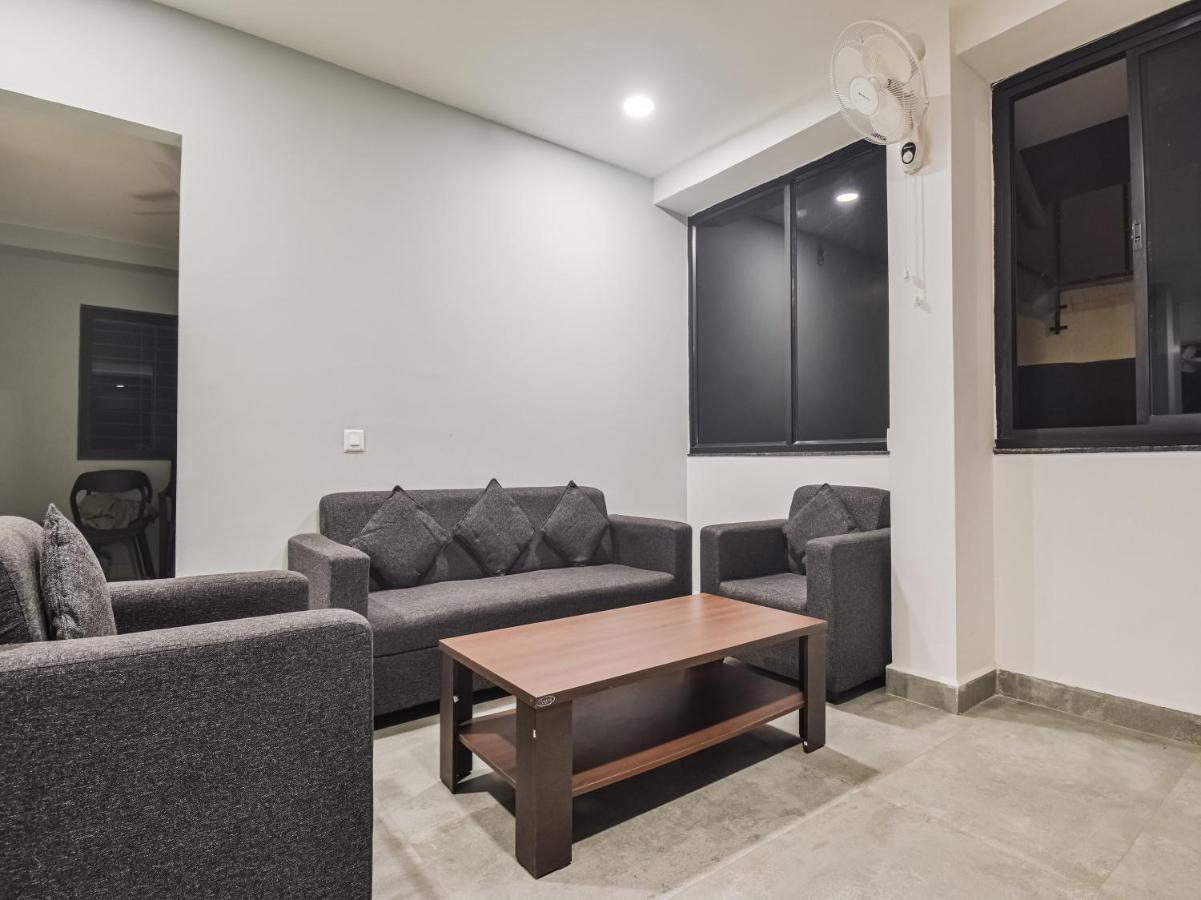 Oyo Townhouse 498 Hotel Western นาคปุระ ภายนอก รูปภาพ