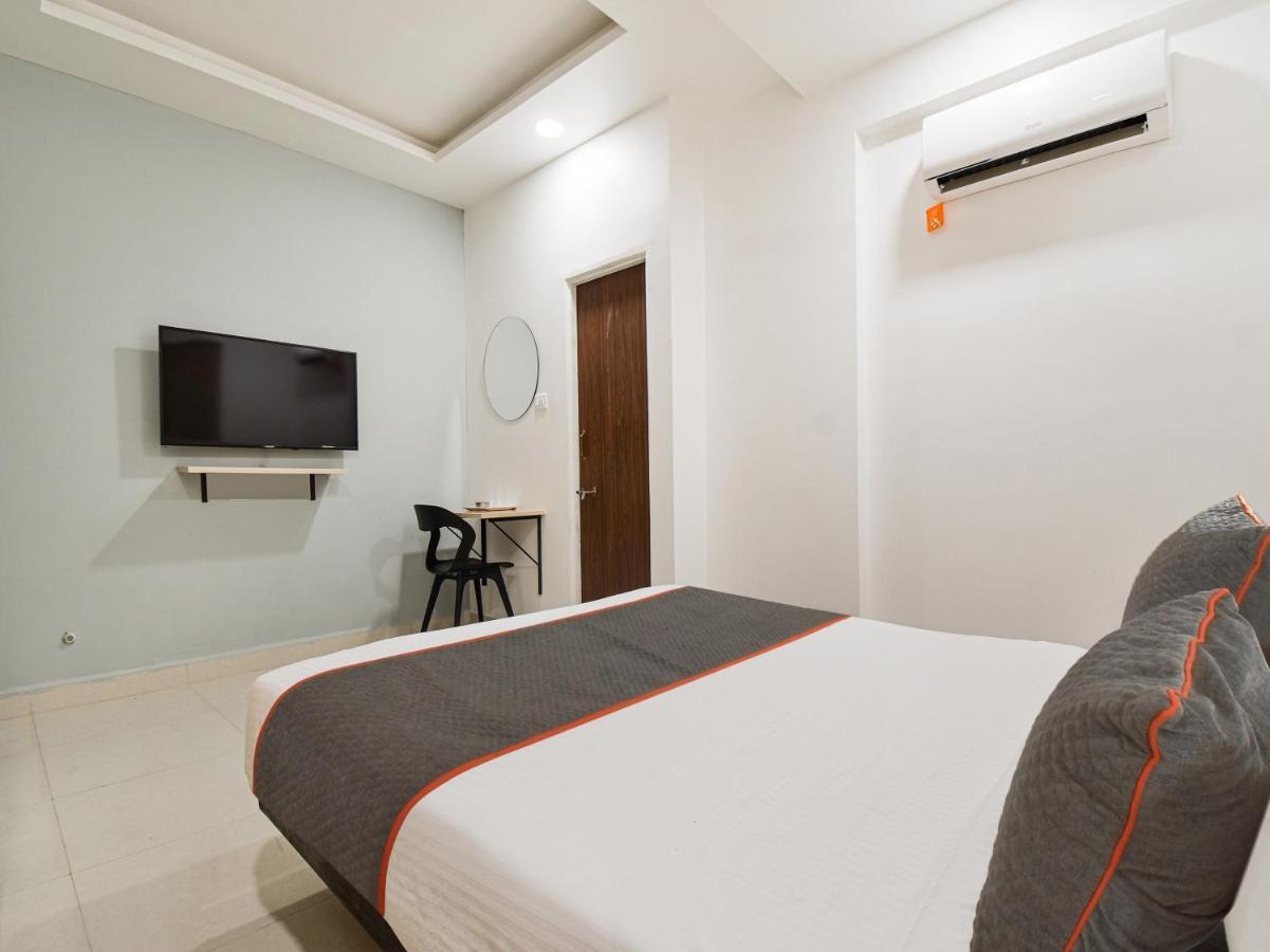 Oyo Townhouse 498 Hotel Western นาคปุระ ภายนอก รูปภาพ
